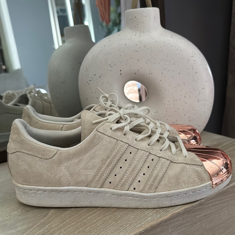 Adidas Cream and Gold Sneakers with Suede Upper - Picture 1 of 6